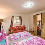 Zuhaus Am クシュタット・アム・キームゼー